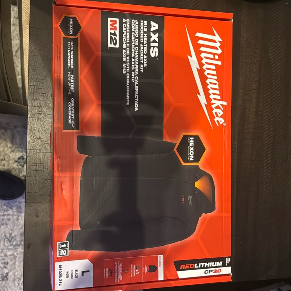 NWT Milwaukee Tool Axis Heated Jacket!